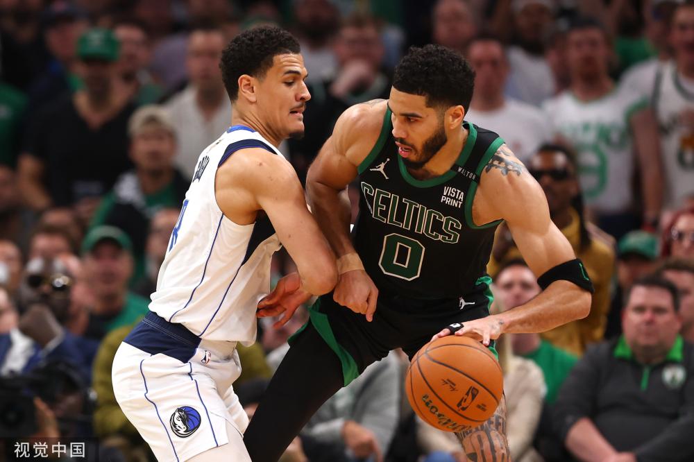 年如一日的 年如一日的